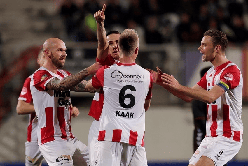 梅西社媒悼念若塔：晒黑白照并写下“愿他安息”